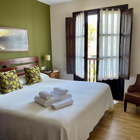 Hotel Rural El Texeu Parres de Llanes Bagian luar foto