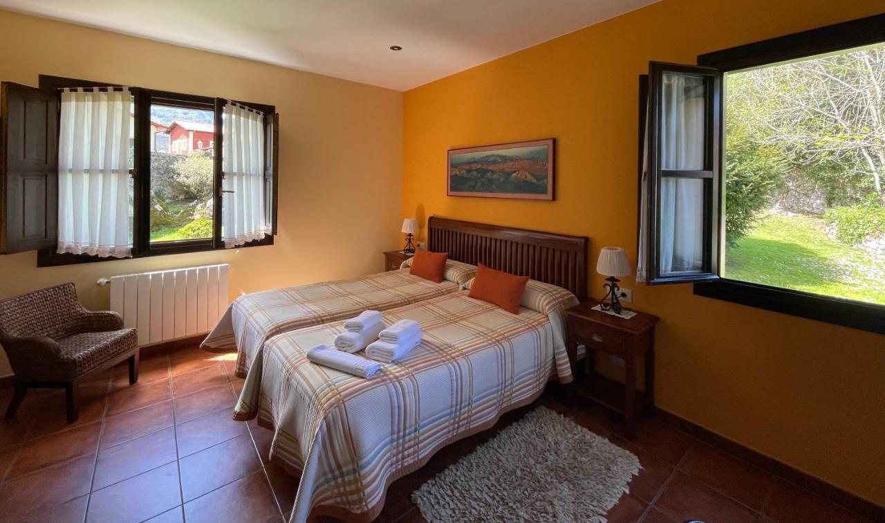 Hotel Rural El Texeu Parres de Llanes Bagian luar foto